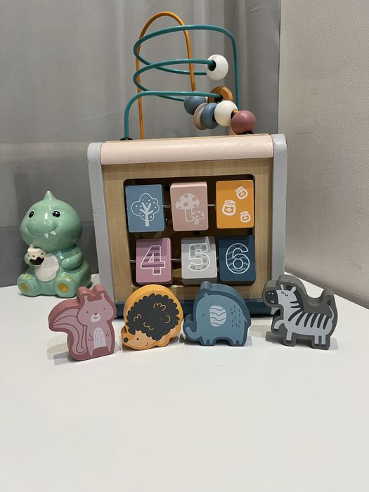 Бізікуб, сортер бренду Viga