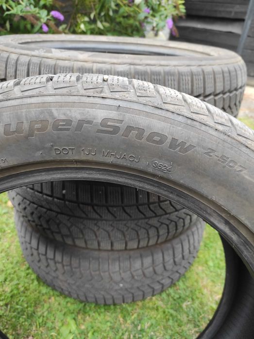 Opony zimowe 235/50/19 Goodride 2024r