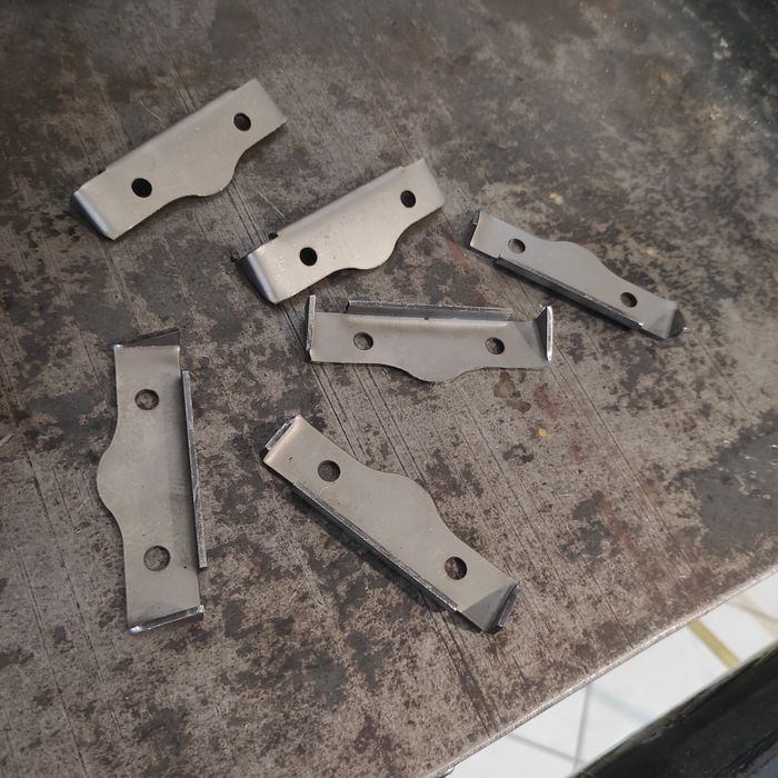 BMW E30 progi e30 e24 e28 wzmocnienie pod lewarek e30 repertuarki e30