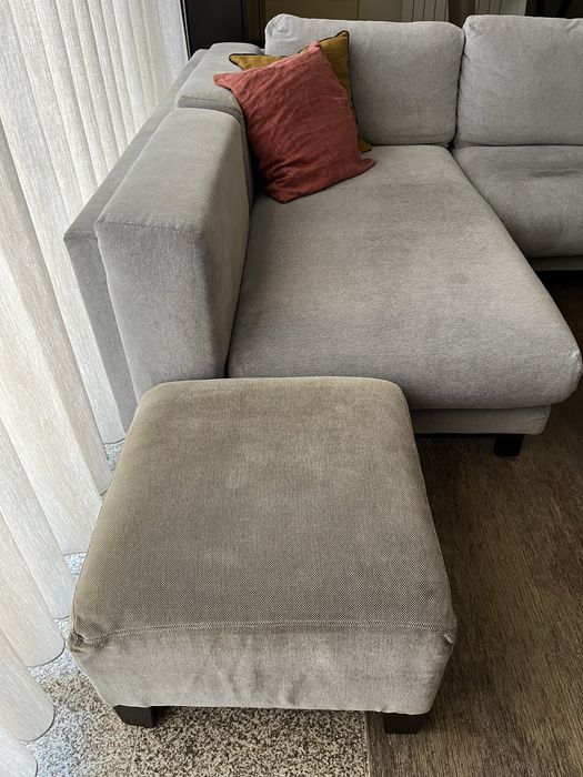Sofá 3 lugares com chaise longue IKEA Nockeby
