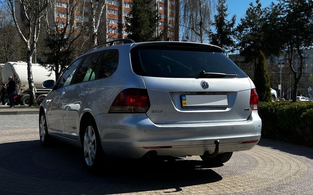 Автомобіль Volkswagen golf 6 Variant 1,6 TDI 2011