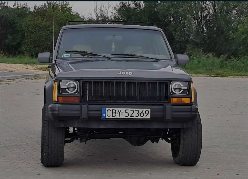 Jeep Cherokee