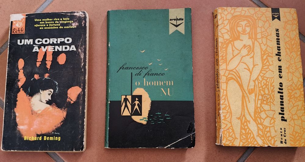 3 Livros Vintage de Romance