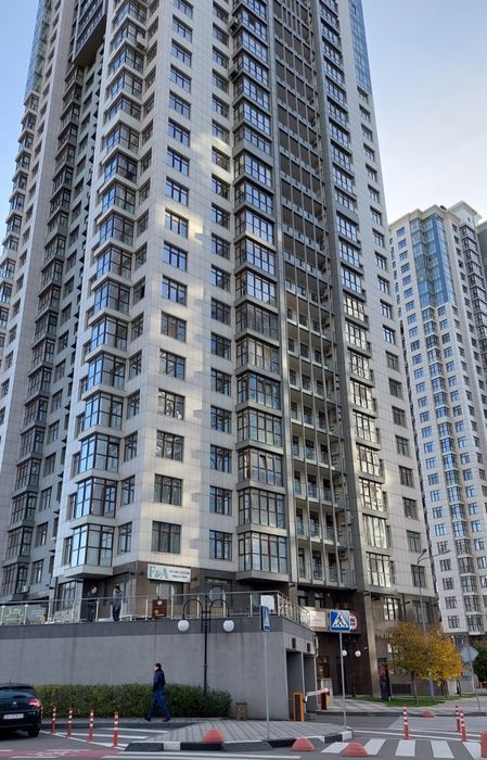 Без комісії. ЖК Новопечерські Липки Паркінг