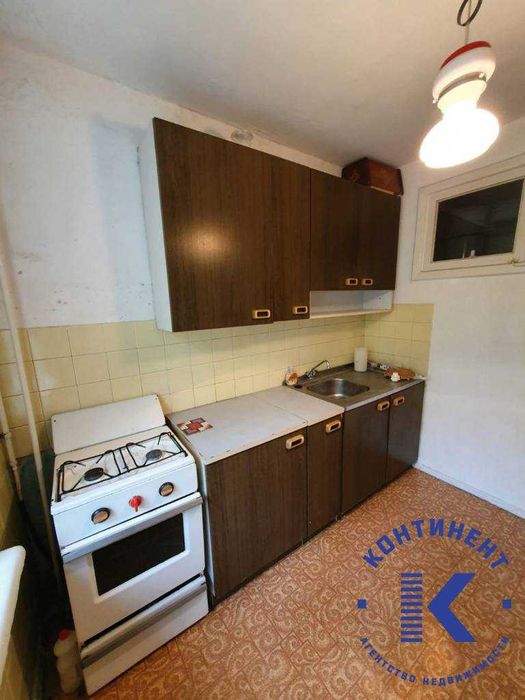 Продам мебель б/у срочно. Кухня, Стенка, Прихожая.: 3 000 грн ...