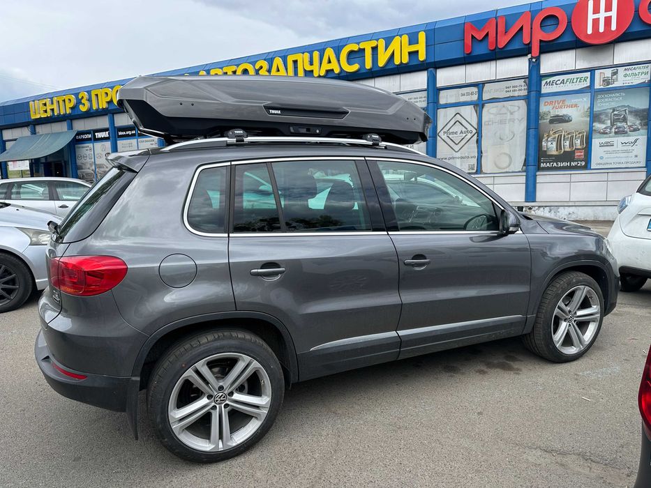 Автобокси багажники Thule Motion 3 Sport/М/L/XL/XXL/Low  Black/Titan