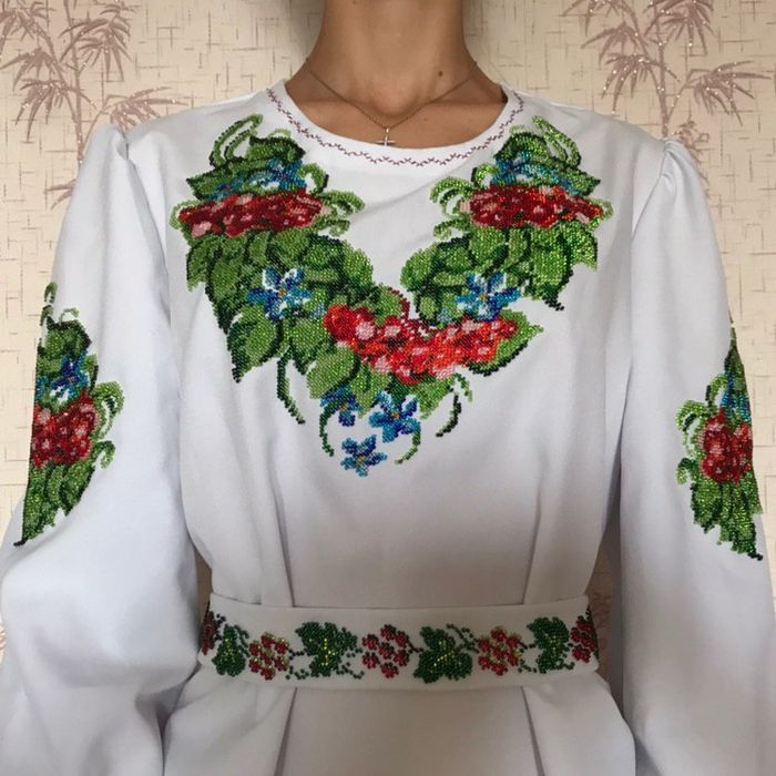 Вишиванка біссером  42-50