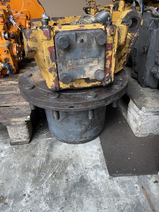 Zwolnica zwrotnica most zf apl b755 do koparki komplet