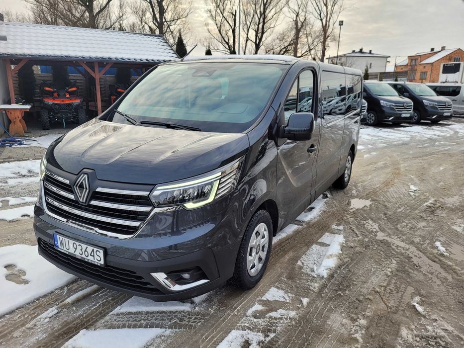 Wypożyczalnia busów 9-osobowych