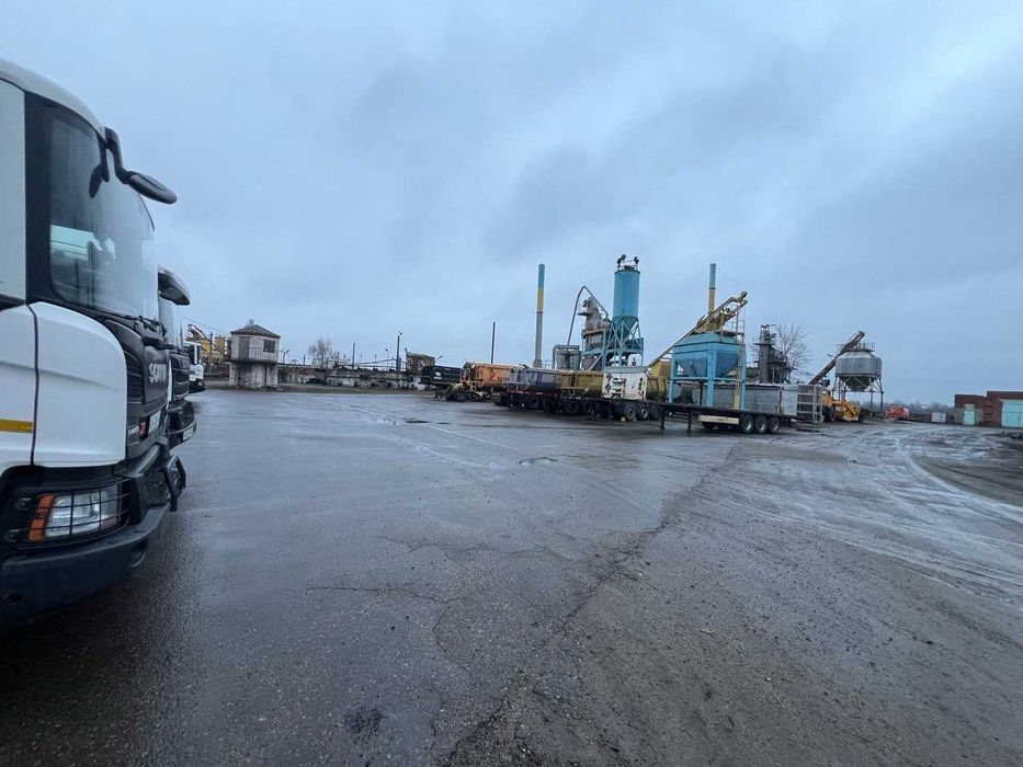 Виробничо-ремонтна  база з залізничною гілкою та АБЗ