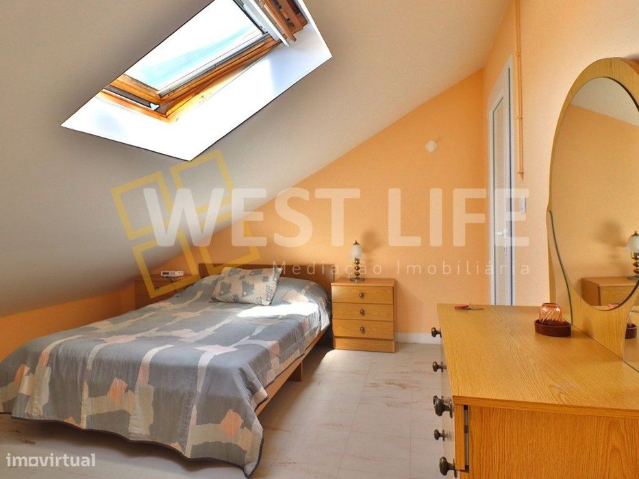 Apartamento T2+1 Totalmente Remodelado com VISTA MAR - a apenas 3 m...