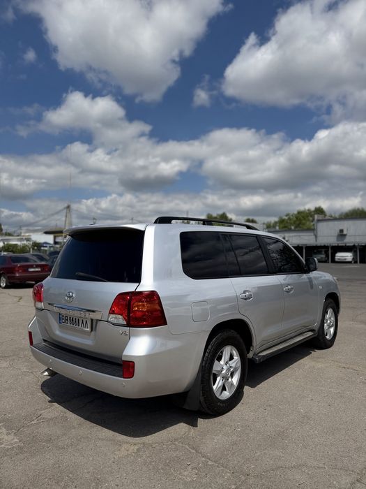 Toyota Land Cruiser 200 дизель