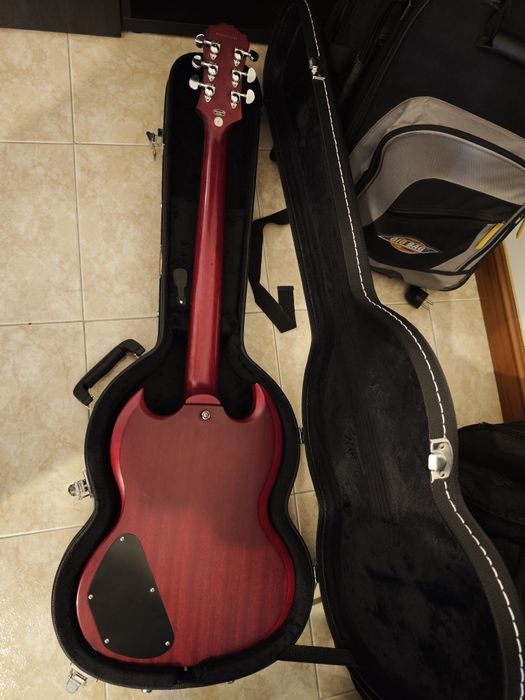Guitarra Epiphone SG