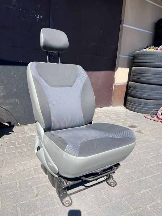 Fotel pasażera Renault Trafic Vivaro Primastar