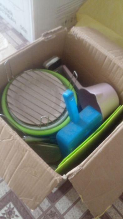 Одним лотом всё для  дома кухни  и хозяйства