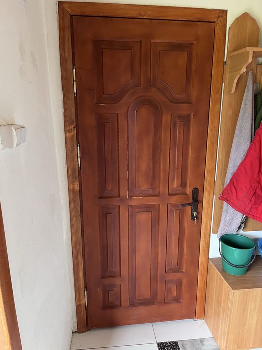 Дачний будиночок у тихому місці