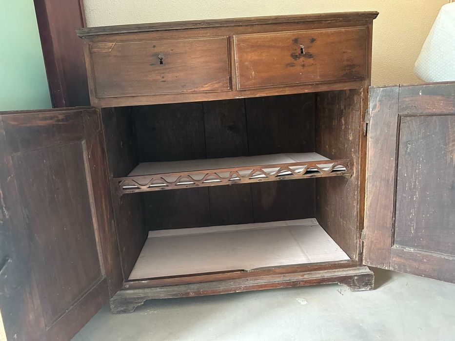 Credência Antiga Portuguesa Castanho/Nogueira Séc. XVIII-XIX - Buffet