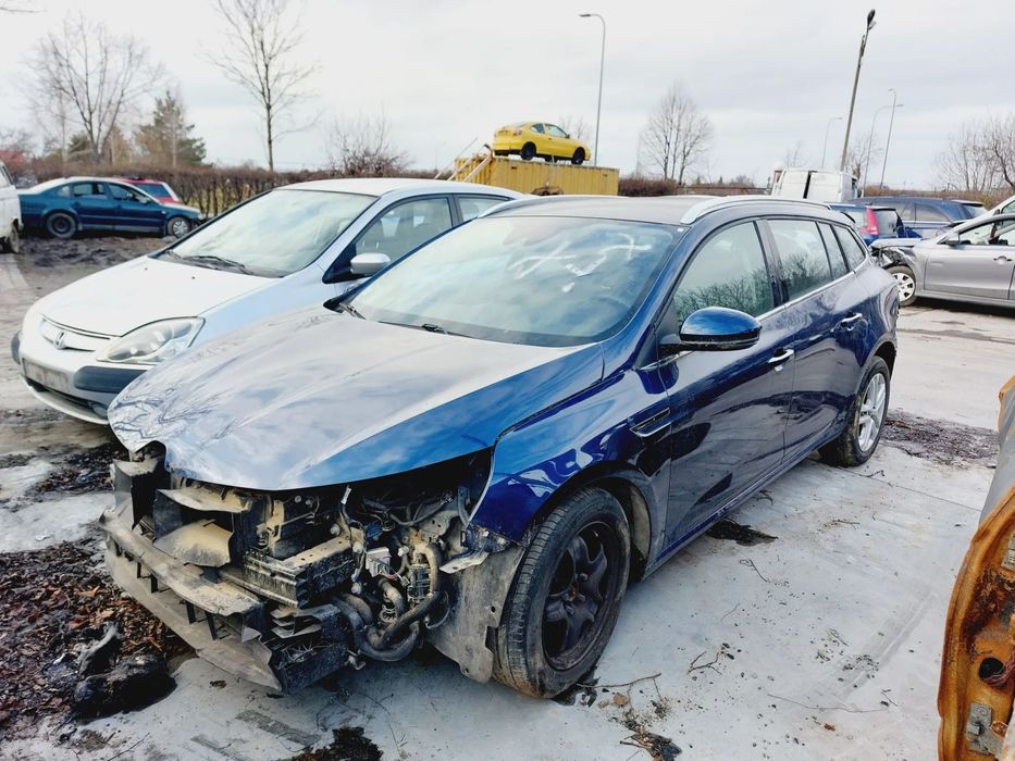 Drzwi RENAULT MEGANE IV KOMBI 19R. maska,lampy.....