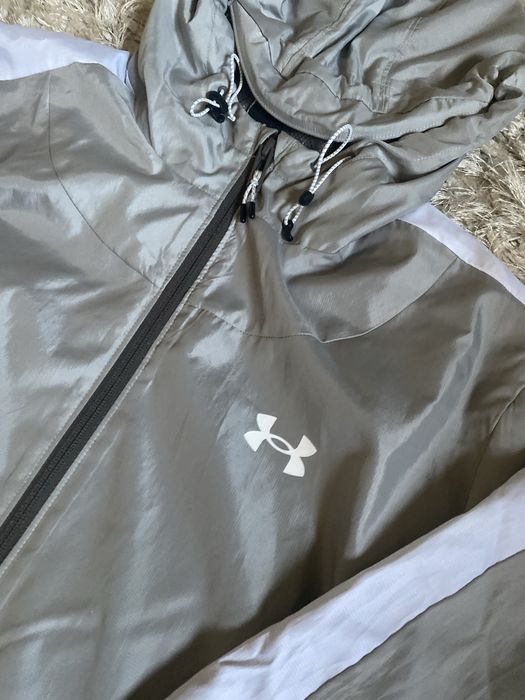 Kurtka przeciwdeszowa Under Armour Nowa