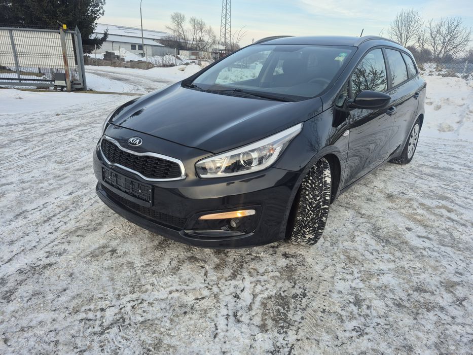 1.6 crdi niezawodny, niski przebieg, serwis gratis, 2 kluczyki