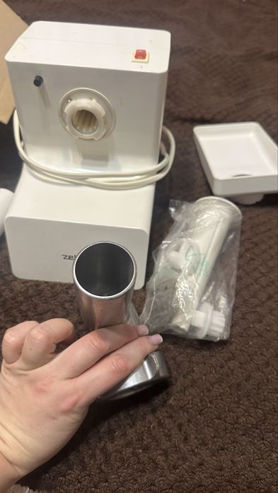 Електромясорубка zelmer