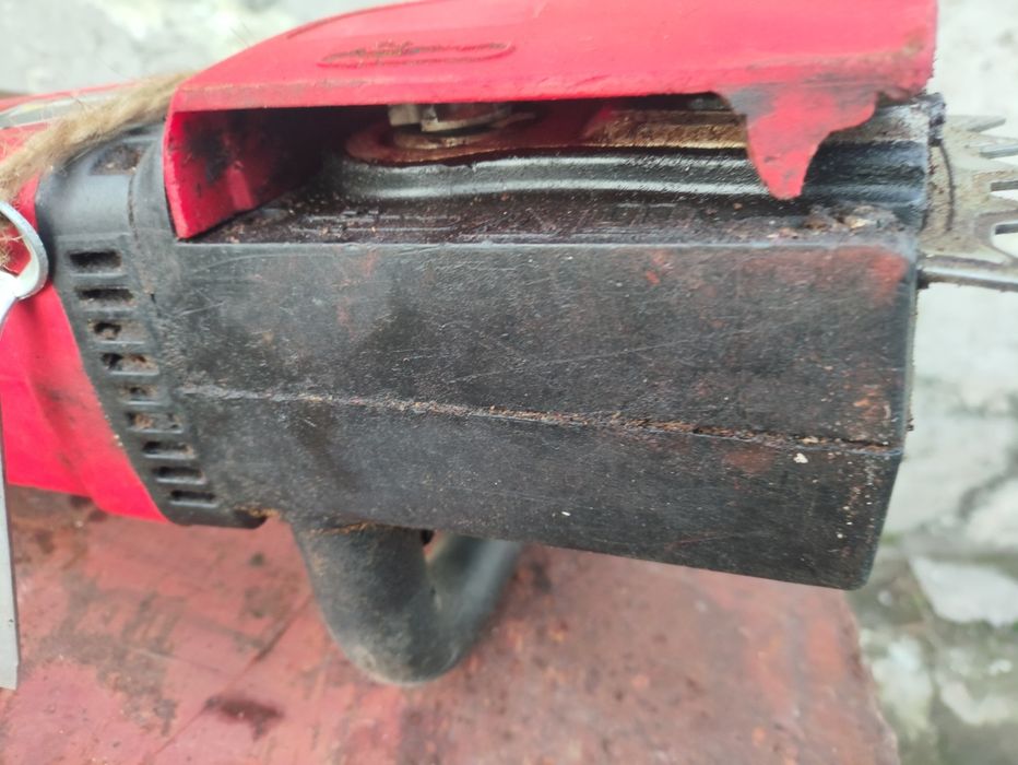 Электропила Forte FE 24-40