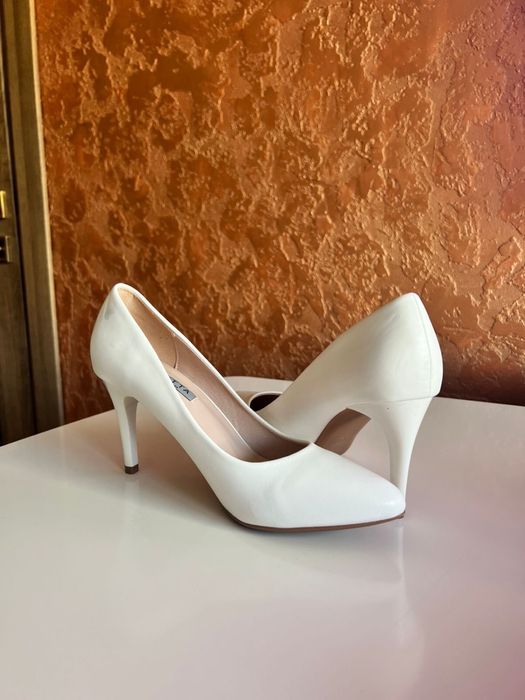 Туфлі весільні нові 38 розмір