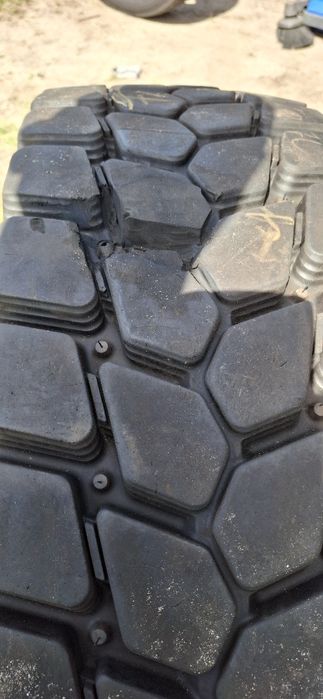 Opona Pirelli 315,80,22.5 TG:01