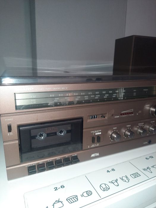 SHARP stereomuzik zentr