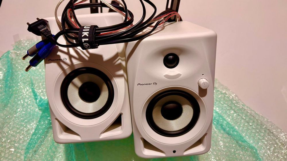 Colunas Pioneer como novas