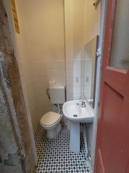 Quarto no centro do Porto ao metro do Heroismo