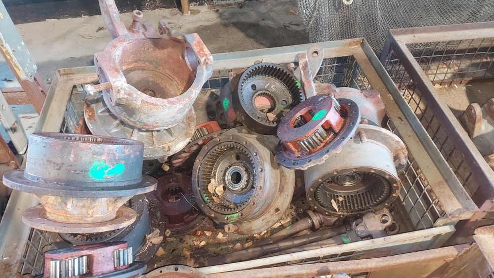 Zwolnica  renault  same saturno  massey ferguson  699