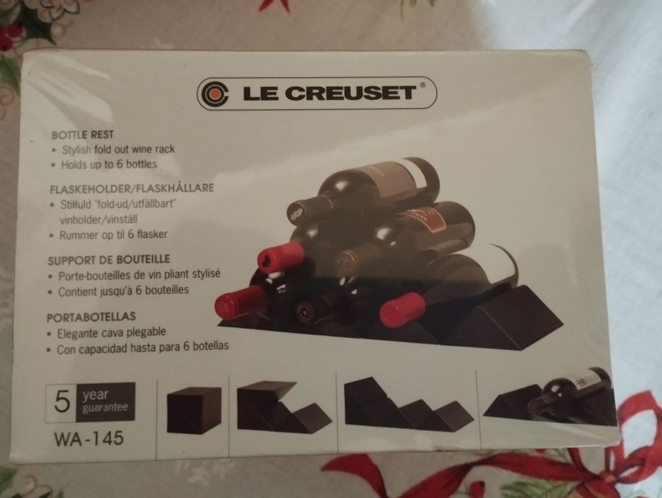 Zestaw do wina korkociągi dwie półki na wino