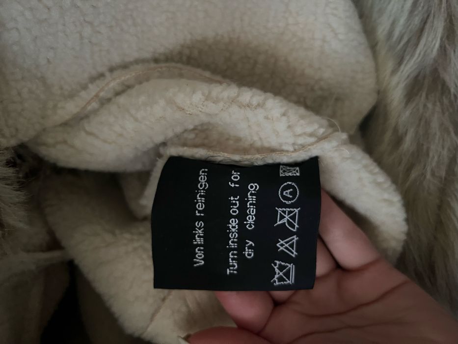 Довга жіноча дублянка з хутром, розмір L–XL, нова з біркою