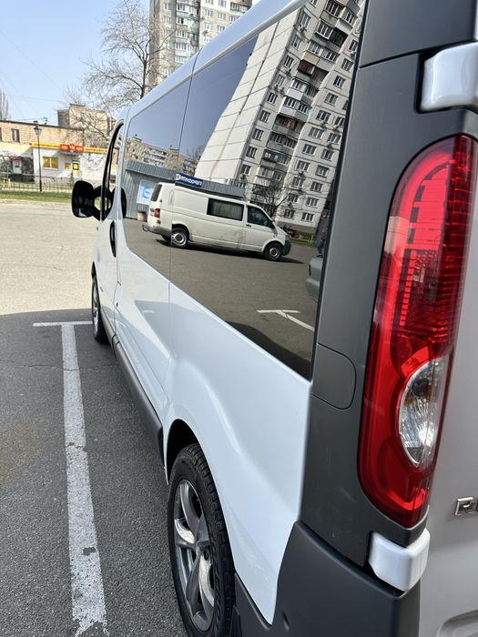 Драйвер , трезвый водитель , такси бус , грузопасажирские