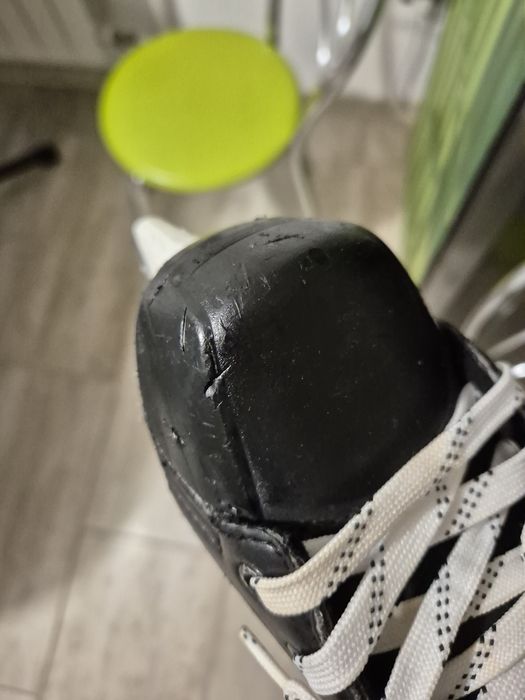 Łyżwy hokejowe Bauer 140