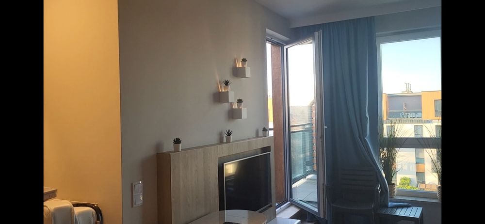 Wynajmę mieszkanie kawalerkę + miejsce garażowe  Bel Mare