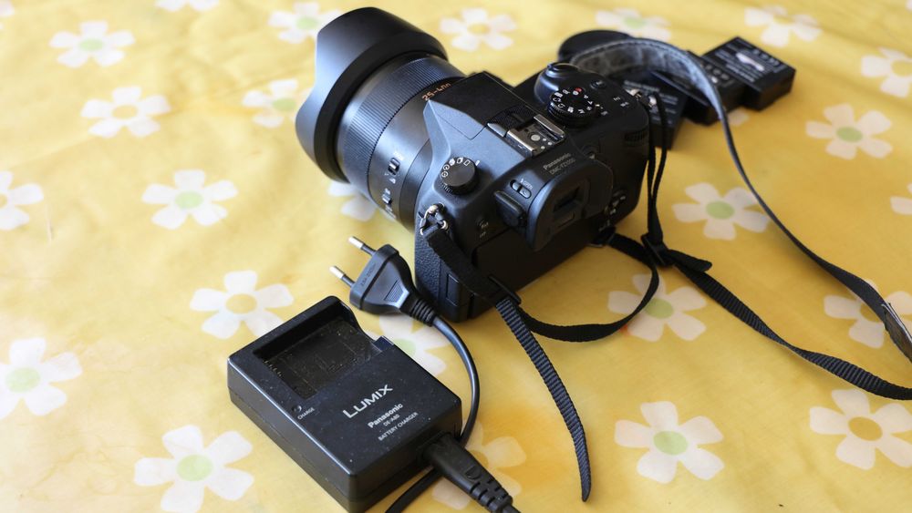Panasonic Lumix FZ-1000