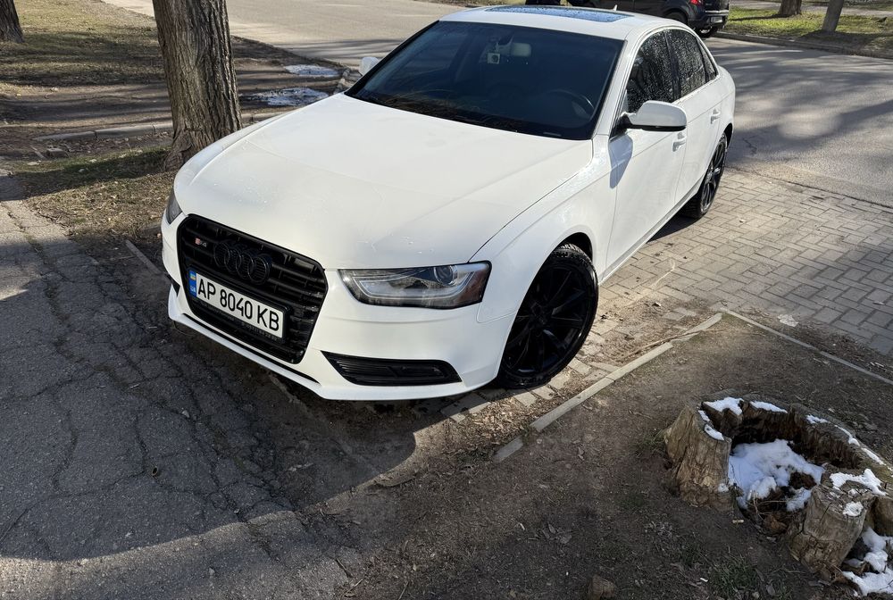 Audi А4  B8 рестайлінг