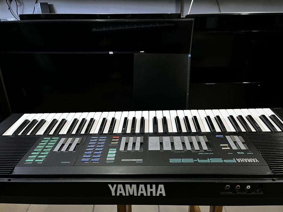 Фортепіано Yamaha PSR-32