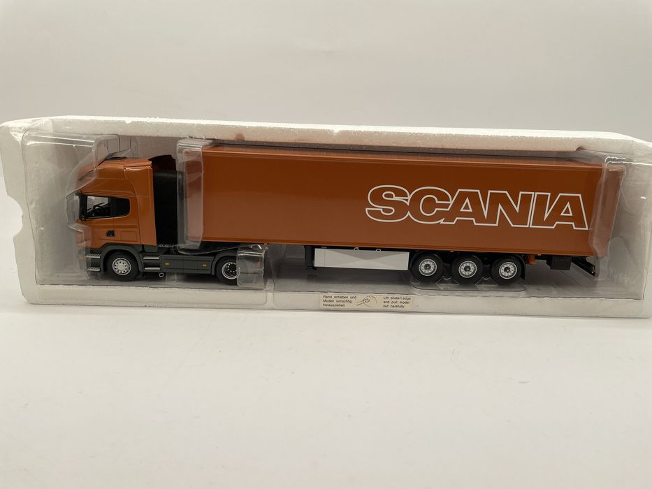 Minichamps .1/43  SCANIA R470 с полуприцепом.Штора.Фура.