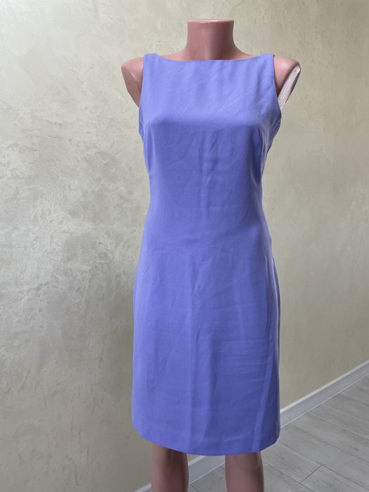 Сукня бузкового кольору