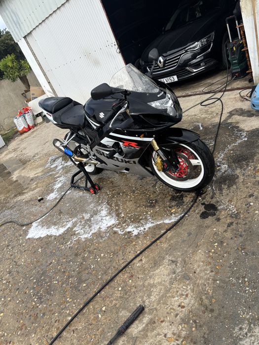 Suzuki gsxr 600 k5