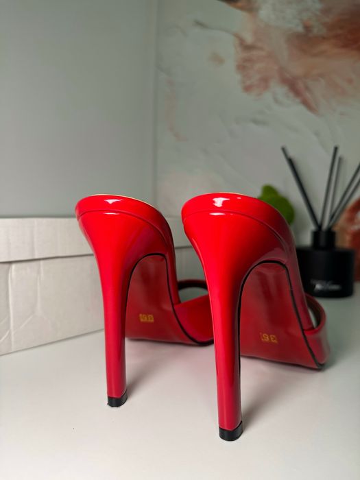 Мюли на каблуке, сабо, летние босоножки