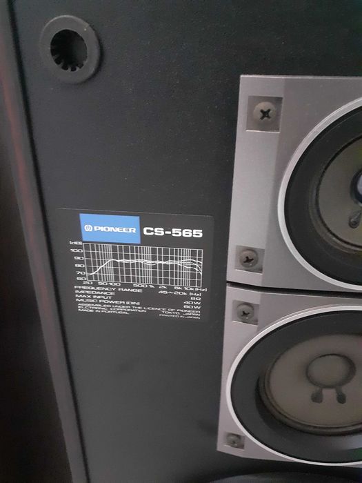 Pionner CS-565 colunas