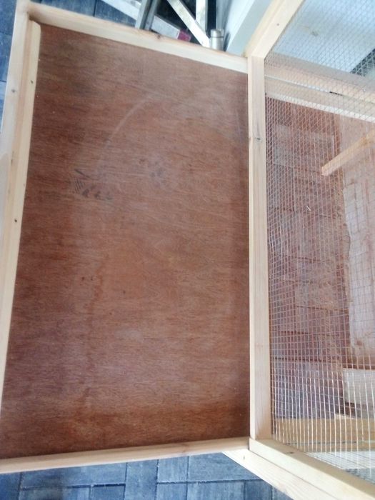 Klatka woliera drewniana dla papug ptaków