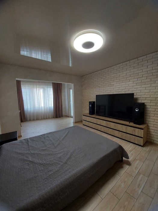 Продаж  2к квартири з автономним опаленням . Піски.  Є- Оселя