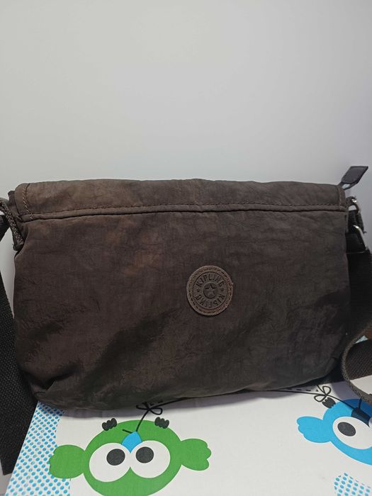 Зручна практична сумка Kipling