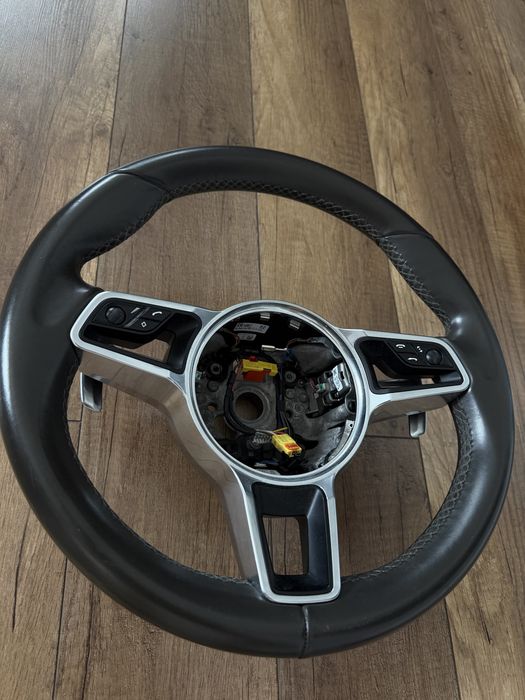 Kierownica Porsche 911 Cayenne Macan