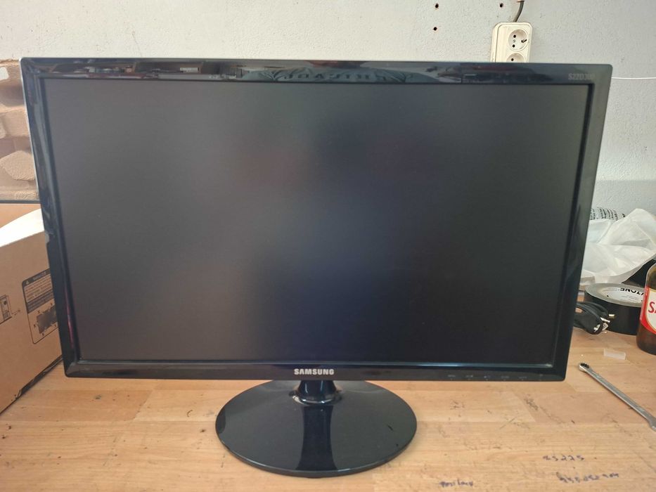 Monitor Samsung S22D300